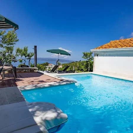 Feriehus Kety With Pool