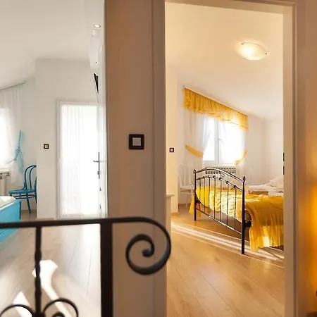 Kety With Pool Makarska