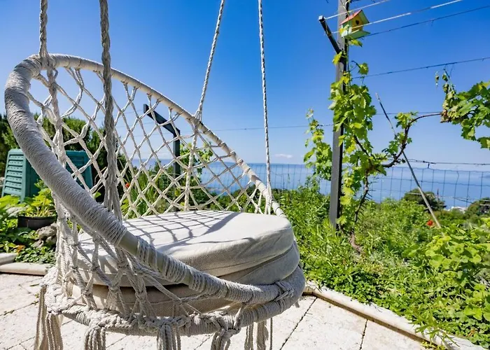 Kety With Pool 度假居 *